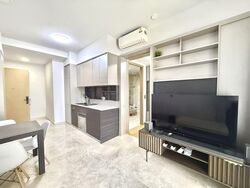Haus On Handy (D9), Condominium #557805051